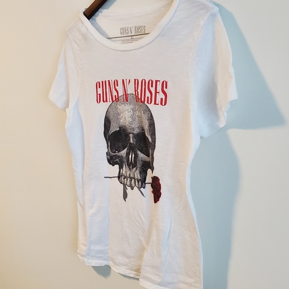 Guns N Roses band tee graphic skull rose grunge rock punk size XL white black - Picture 3 of 5